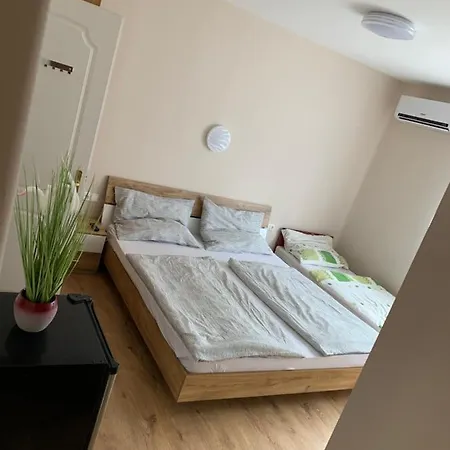 Zsuzsa Apartment Hajduszoboszlo